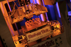 福特轿车的makerbot