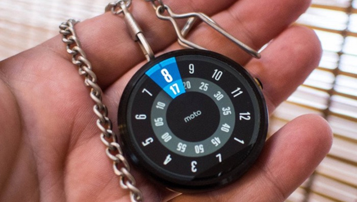 3D打印转接器让Moto 360变身高颜值怀表
