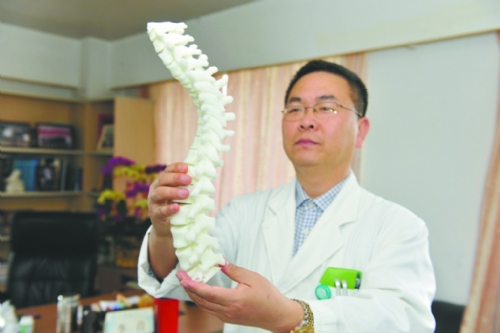 新用途！3D打印技术助青少年脊柱矫形