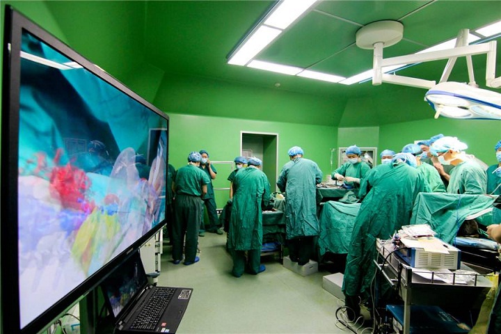 我国完成首例“3D打印+AR技术”骨科手术